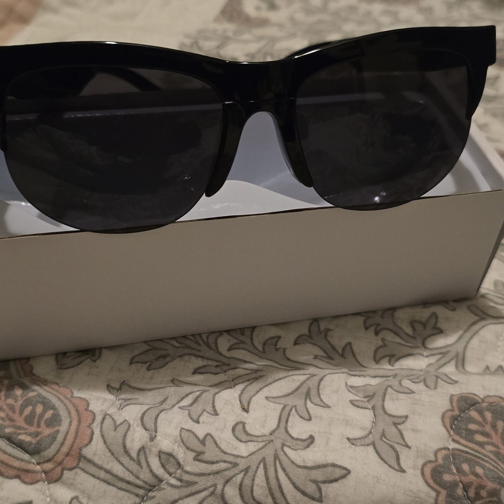 BLUETOOTH GLASSES - Picture 2 of 4